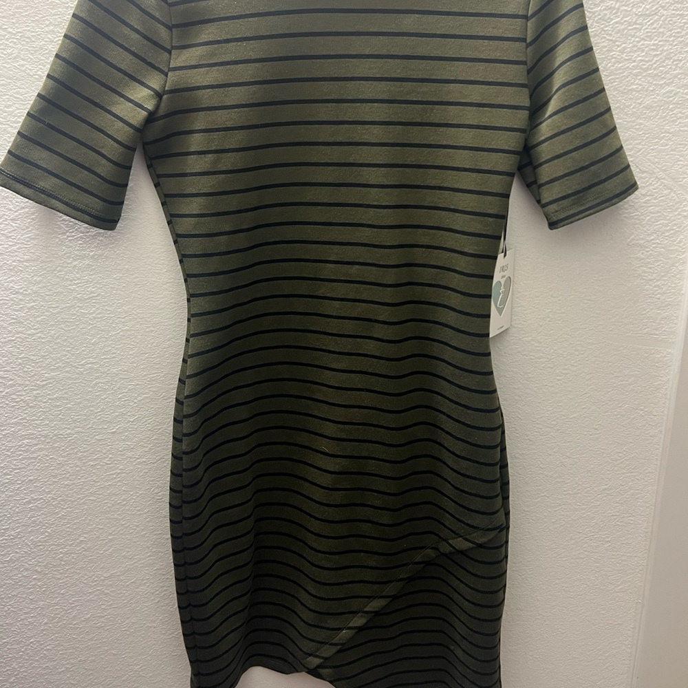 IRIS Striped Bodycon Short Sleeve Asymmetrical Dress